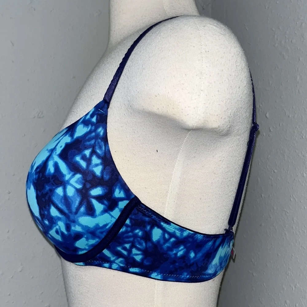 VS PINK 34C Bright Blue Tie Dye Wear Everywhere Push-up Bra Victoria’s Secret!